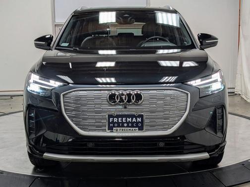 2022 Audi Q4 e-tron Prestige