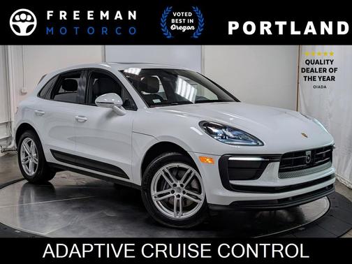 2025 Porsche Macan 