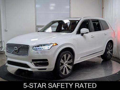 2024 Volvo XC90 Recharge Plug-In Hybrid Plus Bright Theme