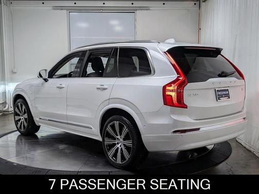 2024 Volvo XC90 Recharge Plug-In Hybrid Plus Bright Theme