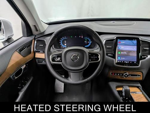 2024 Volvo XC90 Recharge Plug-In Hybrid Plus Bright Theme