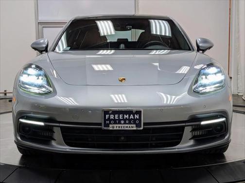 2018 Porsche Panamera E-Hybrid 4