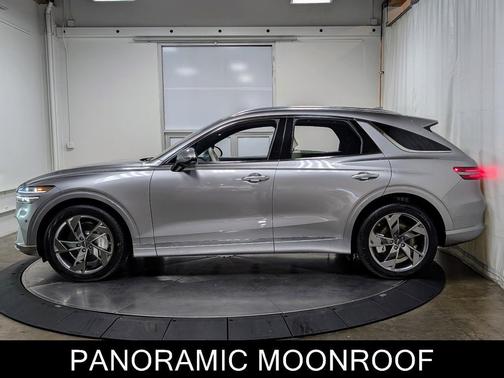 2025 Genesis Electrified GV70 Advanced