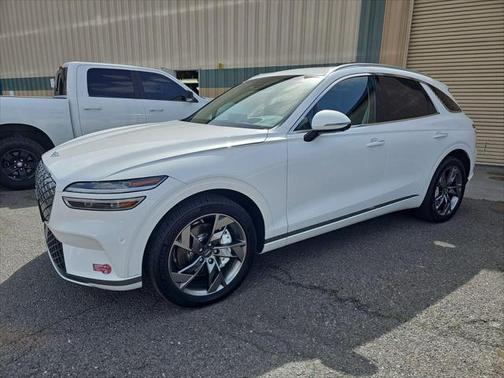 2024 Genesis Electrified GV70 Advanced