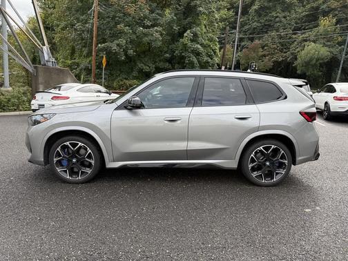 2024 BMW X1 M35i