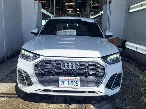 2022 Audi Q5 55 S line Premium