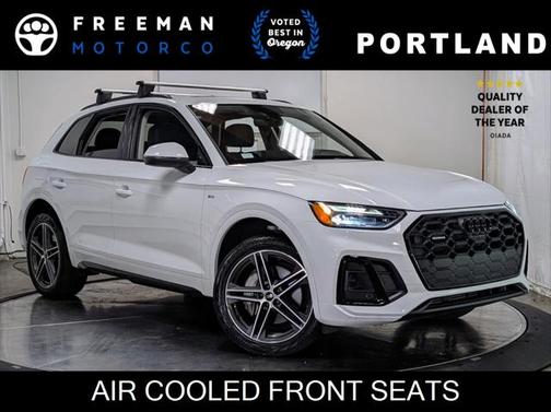 2022 Audi Q5 S line Premium Plus