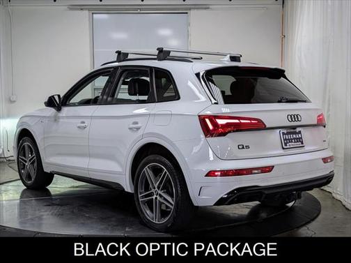 2022 Audi Q5 S line Premium Plus