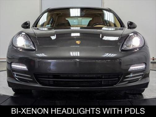 2012 Porsche Panamera 4S