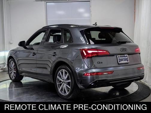 2024 Audi Q5 S line Premium Plus