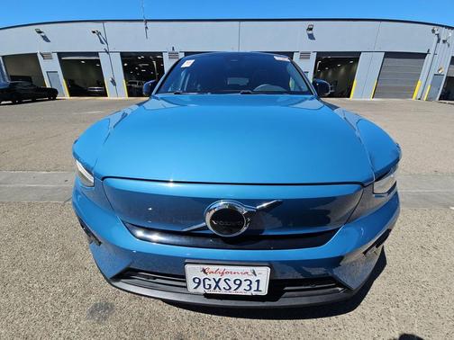 2023 Volvo C40 Recharge Pure Electric Plus
