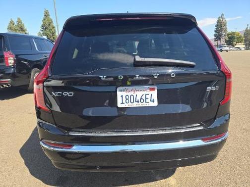 2025 Volvo XC90 Plus