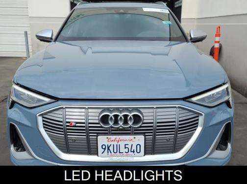 2023 Audi e-tron S Prestige