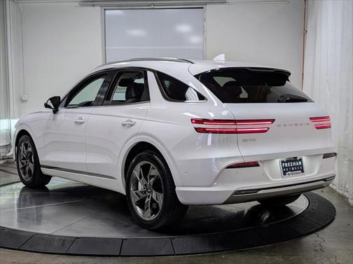 2024 Genesis Electrified GV70 Prestige