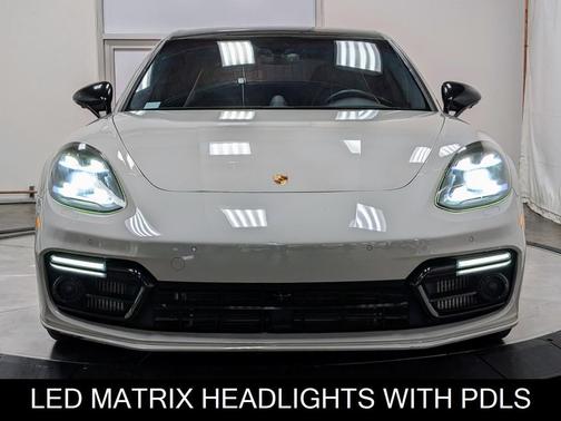 2019 Porsche Panamera GTS