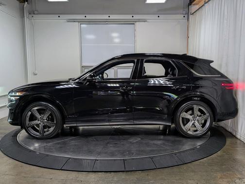 2023 Genesis GV70 2.5T