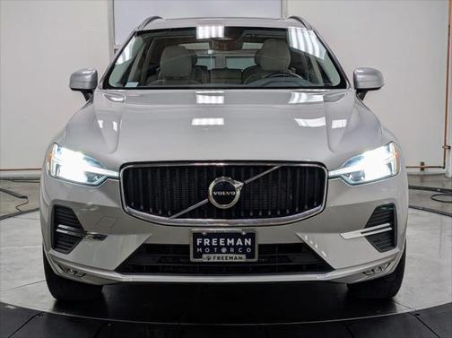 2022 Volvo XC60 Momentum