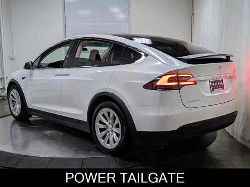 2018 Tesla Model X 75D
