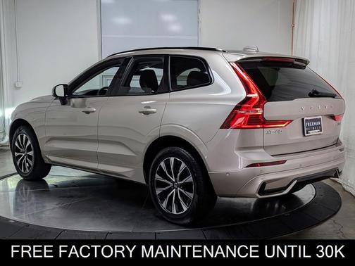 2025 Volvo XC60 Plus