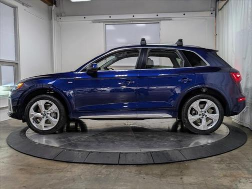 2022 Audi Q5 S line Prestige