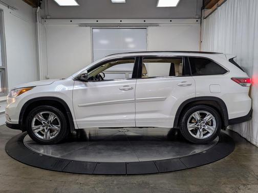 2016 Toyota Highlander Limited