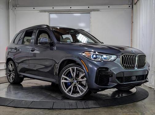 2022 BMW X5 M50i