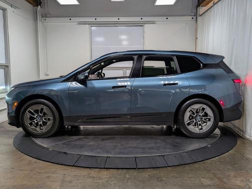 2022 BMW iX xDrive50