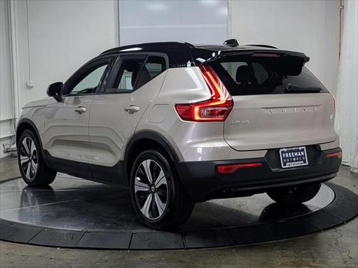 2023 Volvo XC40 Recharge Pure Electric Plus