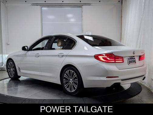 2019 BMW 540 i