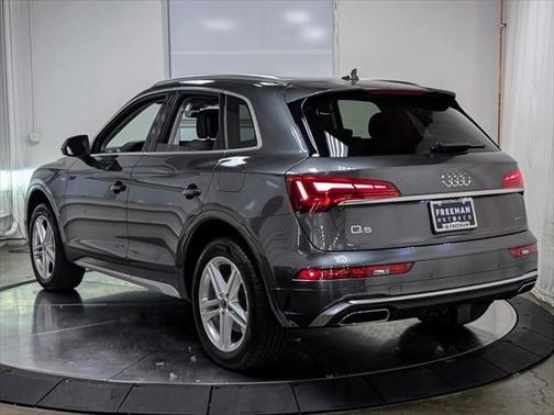 2024 Audi Q5 S line Premium Plus