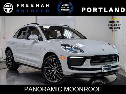 2022 Porsche Macan Base