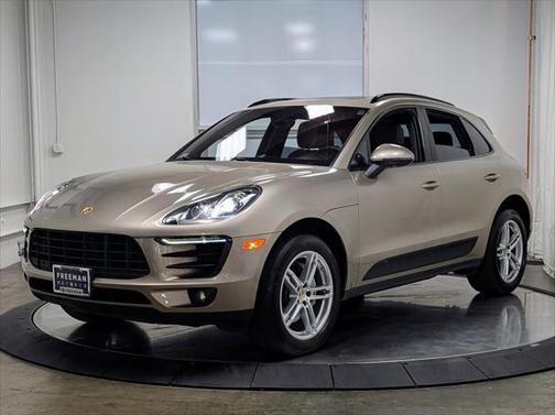 2015 Porsche Macan S