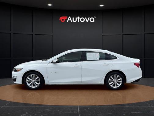 Summit White 2023 Chevrolet Malibu LT