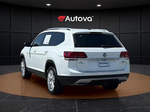 Pure White 2019 Volkswagen Atlas 3.6L SE w/Technology
