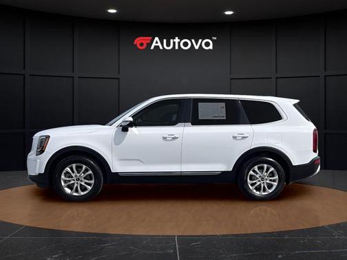 2022 Kia Telluride LX