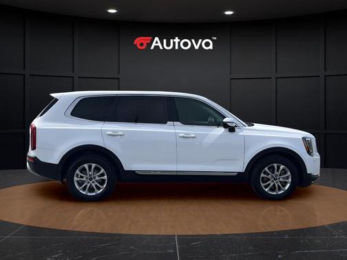 2022 Kia Telluride LX