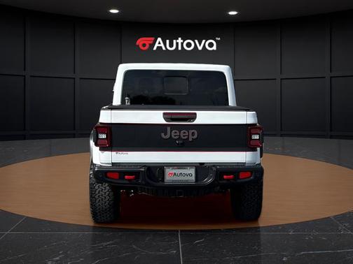 Bright White Clearcoat 2020 Jeep Gladiator Rubicon