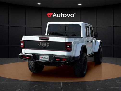 Bright White Clearcoat 2020 Jeep Gladiator Rubicon