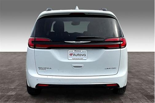 2022 Chrysler Pacifica Limited