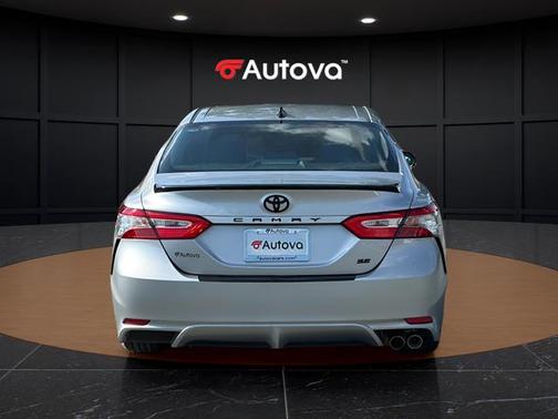 Celestial Silver / Midnight Black Metallic 2019 Toyota Camry SE