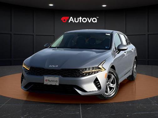 Everlasting Silver 2023 Kia K5 LXS