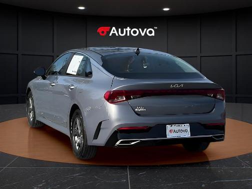 Everlasting Silver 2023 Kia K5 LXS