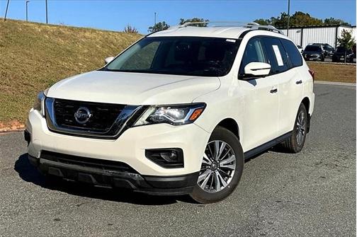 2018 Nissan Pathfinder SL