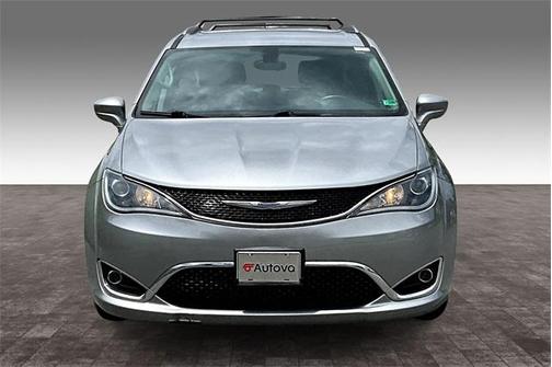 2018 Chrysler Pacifica Touring-L