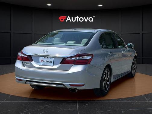 Lunar Silver Metallic 2017 Honda Accord EX-L
