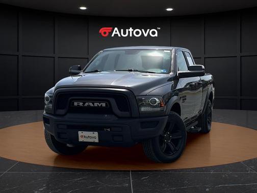 Granite Crystal Clearcoat Metallic 2022 RAM 1500 Classic SLT