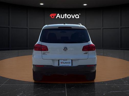 Pure White 2017 Volkswagen Tiguan Limited 2.0T