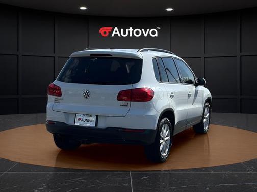 Pure White 2017 Volkswagen Tiguan Limited 2.0T