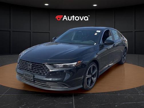 Crystal Black Pearl 2024 Honda Accord Hybrid Sport