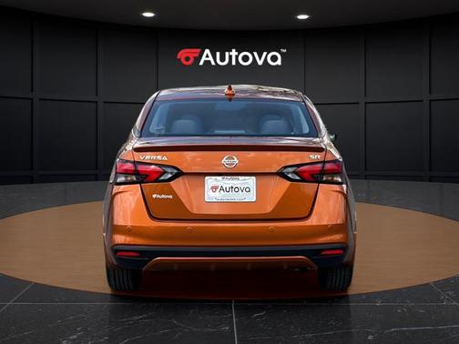 Monarch Orange 2021 Nissan Versa 1.6 SR